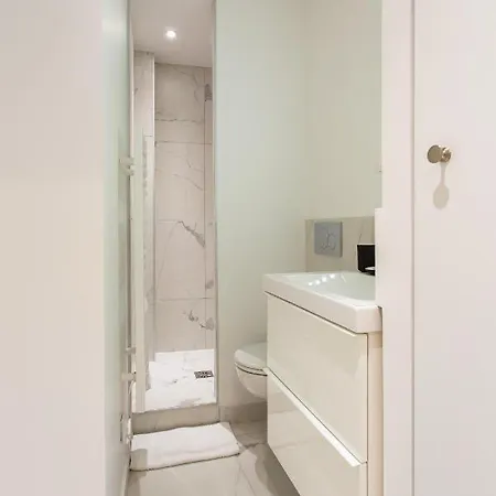 Cmg Batignolles/ Lecluse Paris